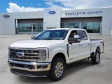 New 2025 Ford F250 4x4 Crew Cab Super Duty image 2