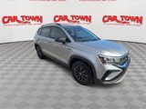 Used 2024 Volkswagen Taos S image 2