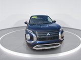 New 2025 Mitsubishi Outlander SE image 3