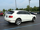 Used 2018 Bentley Bentayga image 3