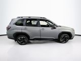 Used 2025 Subaru Forester Limited image 4