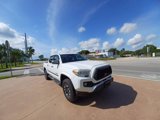 Used 2018 Toyota Tacoma SR image 4
