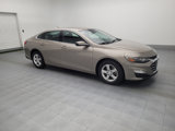 Used 2023 Chevrolet Malibu LT image 2