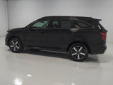 Used 2022 Kia Sorento S w/ Panoramic Sunroof Package image 3