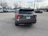 Used 2021 Ford Explorer XLT w/ Equipment Group 202A image 4
