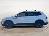 Certified 2024 Volkswagen Tiguan SE w/ Panoramic Sunroof Package image 5