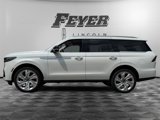 New 2025 Lincoln Navigator Reserve image 2