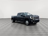 New 2025 GMC Sierra 3500 Denali w/ Denali Reserve Package image 2
