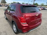 Used 2019 Chevrolet Trax LT w/ LT Convenience Package image 3