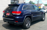Used 2017 Jeep Grand Cherokee Limited w/ Luxury Group II image 3