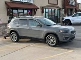 Used 2021 Jeep Cherokee Latitude Plus image 3