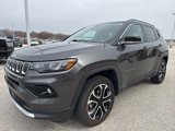 Used 2022 Jeep Compass Limited image 4