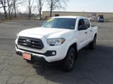 Used 2020 Toyota Tacoma SR5 image 3