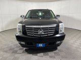 Used 2011 Cadillac Escalade Luxury image 3