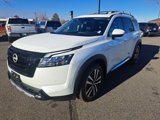 New 2025 Nissan Pathfinder Platinum w/ Black Appearance Package image 3