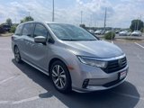 Used 2023 Honda Odyssey Touring image 2