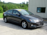 Used 2020 Hyundai Elantra SEL image 2