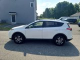 Used 2017 Toyota RAV4 LE image 4