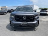 New 2025 Honda Pilot Black Edition image 3