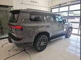 Used 2025 Lexus GX 550 image 2