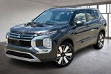 New 2025 Mitsubishi Outlander SE image 2