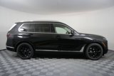 Used 2025 BMW X7 xDrive40i w/ Premium Package image 2