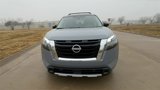 New 2025 Nissan Pathfinder Platinum image 3