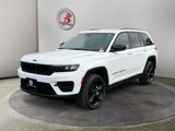 Used 2023 Jeep Grand Cherokee Altitude image 3