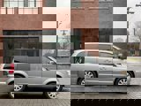 Used 2015 Chrysler Town & Country Touring image 5