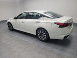 Used 2023 Nissan Altima 2.5 SV image 3