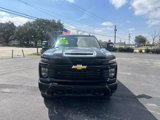 Used 2024 Chevrolet Silverado 2500 Custom w/ Custom Value Package image 2