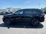 New 2025 Jeep Grand Cherokee Summit image 4
