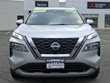 Used 2022 Nissan Rogue SV w/ SV Premium Package image 2