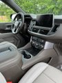 Used 2024 GMC Yukon SLT w/ SLT Luxury Package image 5