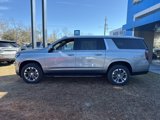 New 2025 Chevrolet Suburban LT image 3