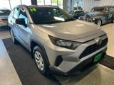 Used 2019 Toyota RAV4 LE image 2