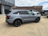Used 2024 Kia Sorento S image 3