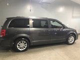 Used 2019 Dodge Grand Caravan SXT image 2