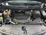 Used 2019 Chrysler Pacifica Touring-L image 6