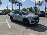 New 2025 Volkswagen Atlas Cross Sport SEL R-Line image 2