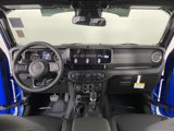 New 2025 Jeep Gladiator Sport image 3