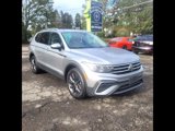 Used 2022 Volkswagen Tiguan SE image 2