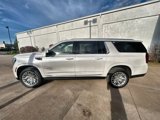 New 2025 GMC Yukon XL Denali w/ Sun & Power Step Package image 4