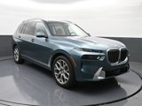 Used 2025 BMW X7 xDrive40i image 3