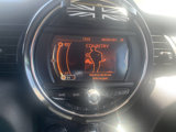 Used 2017 MINI Cooper 4-Door Hardtop image 6