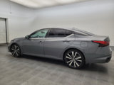 Used 2021 Nissan Altima 2.5 SR image 3