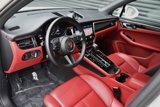 Certified 2024 Porsche Macan image 4