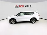 New 2025 Mitsubishi Outlander SE image 4
