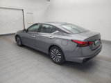 Used 2023 Nissan Altima 2.5 SV image 3