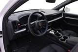 Used 2024 Porsche Cayenne image 4